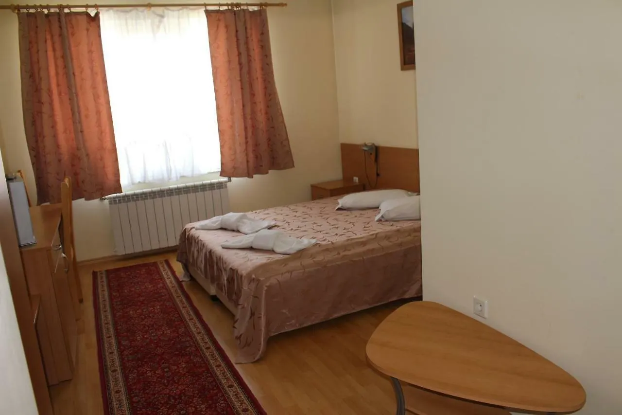 Hotel International София 2*,